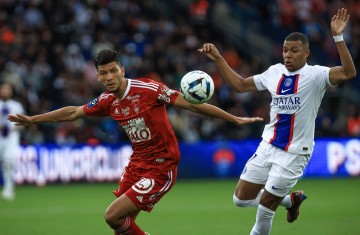 法甲焦点战:布雷斯特VS巴黎圣日尔曼——赛前深度剖析与比分预测